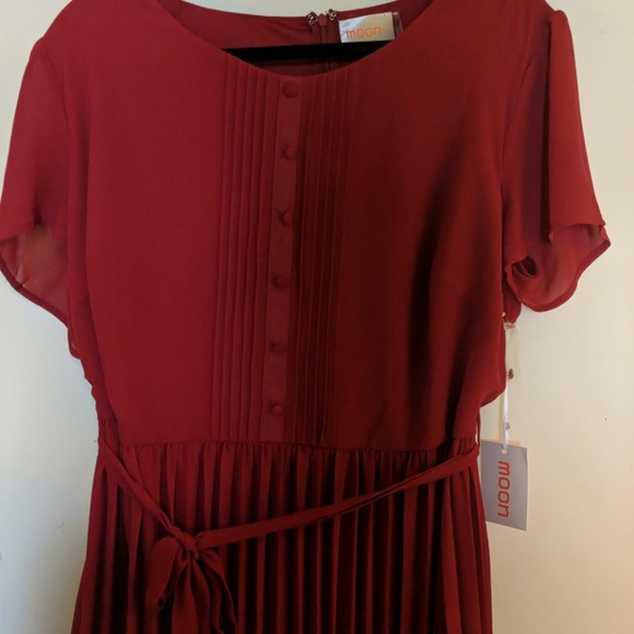 Modcloth Pleated Dress - Picture 2 of 3